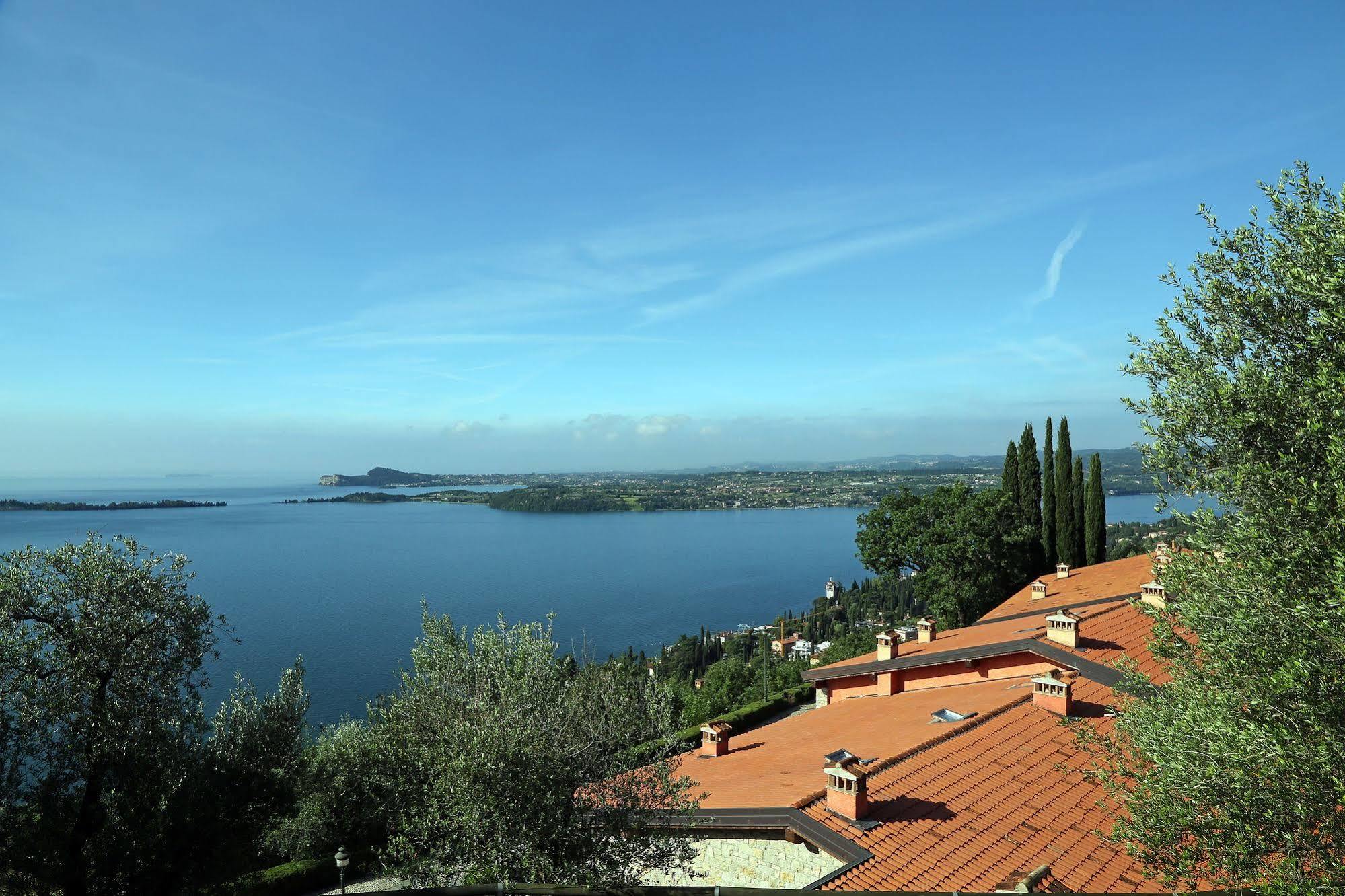Appartamenti Borgo Gardone Riviera Luaran gambar
