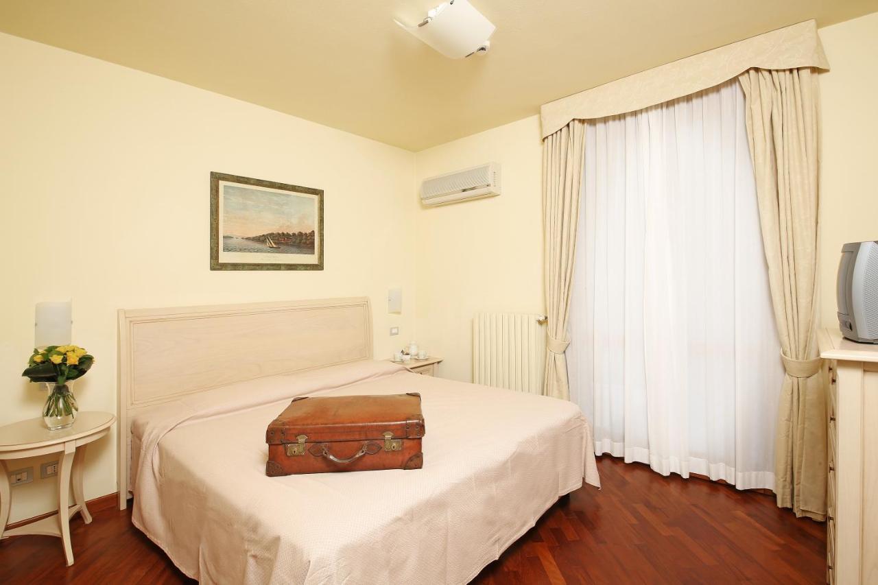 Appartamenti Borgo Gardone Riviera Luaran gambar