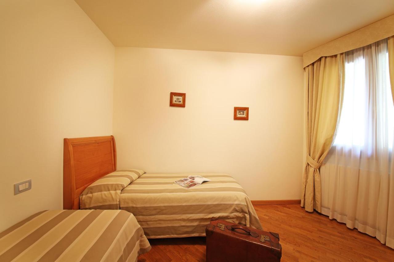 Appartamenti Borgo Gardone Riviera Luaran gambar