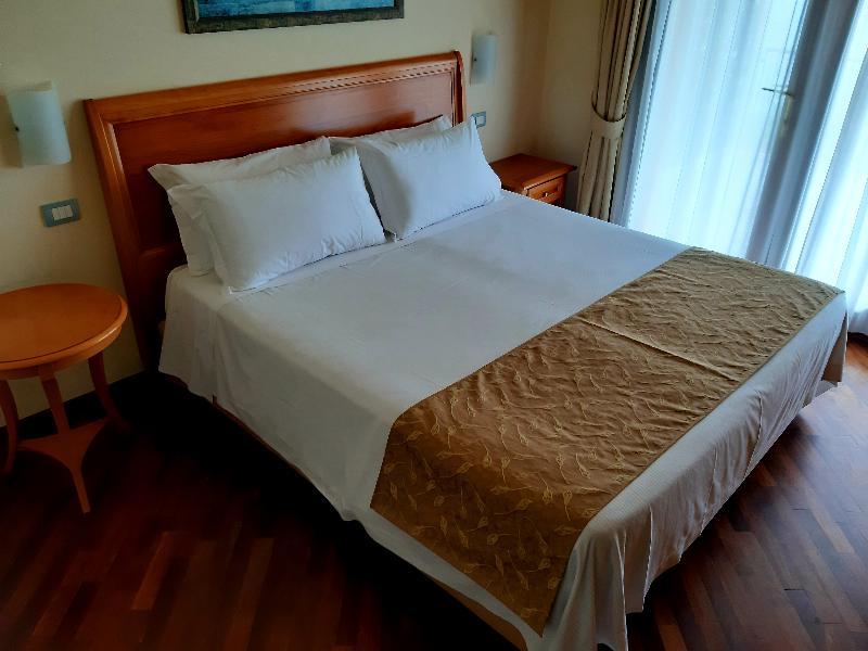 Appartamenti Borgo Gardone Riviera Luaran gambar